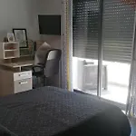 Avec Piscine Au Calme Vue Villa