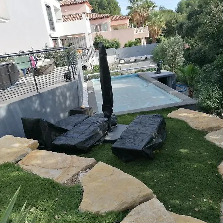 Avec Piscine Au Calme Vue *