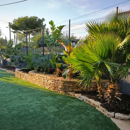 Avec Piscine Au Calme Vue Villa